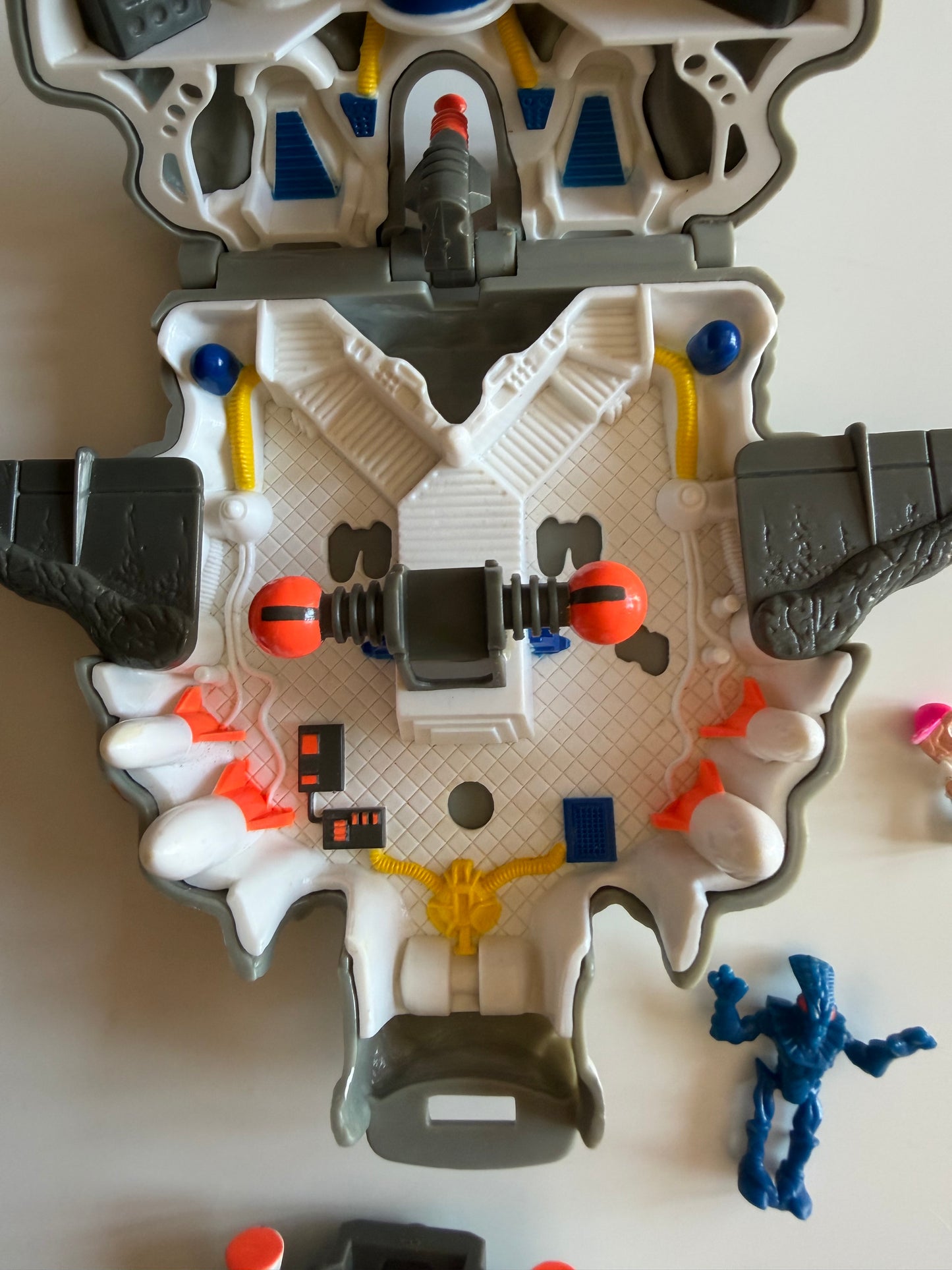 Mighty Max – Wolfship 7 (Doom Zone) Playset Vintage Bluebird Toys